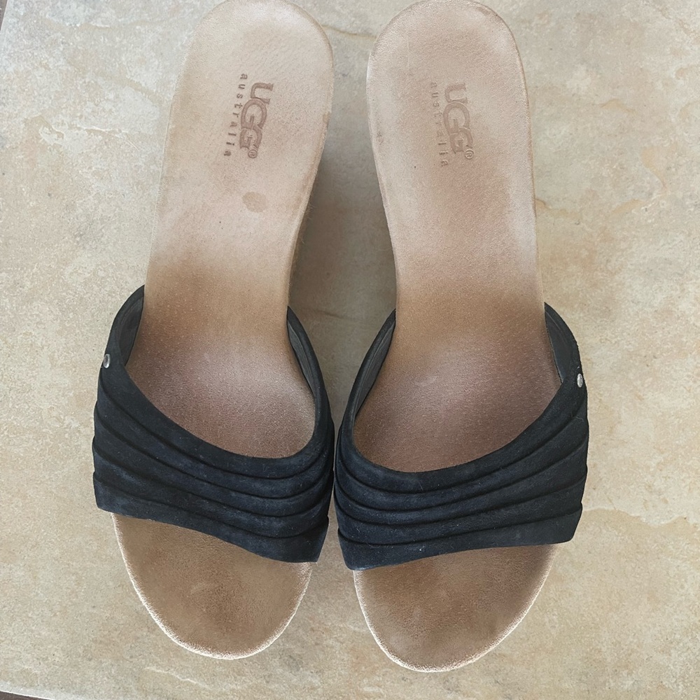 UGG Women's Black and Tan Suede Slide Sandals